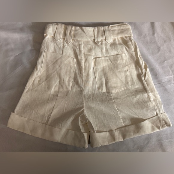 NWT FARM RIO X Anthropologie Tailored Linen Shorts in Off White with Belt Size S - Picture 9 of 10